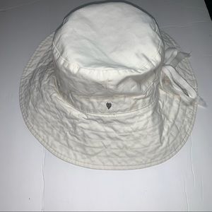 White Helen Kaminski Cotton Hat